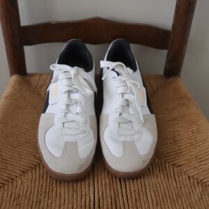 Puma sneakers